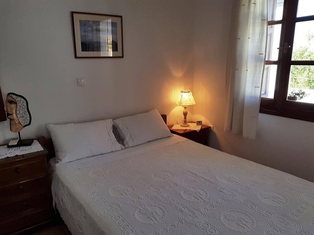 Theo'S Vacation Home Σκύρος Εξωτερικό φωτογραφία